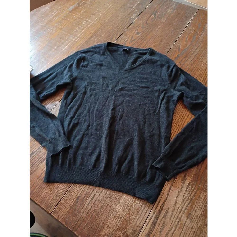 Large J Crew Grey Wool Blend Long Sleeve VNeck Pullover Knit Sweater Top Shirt